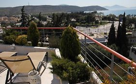 Varkiza Seaside Penthouse With Private Roof Deck